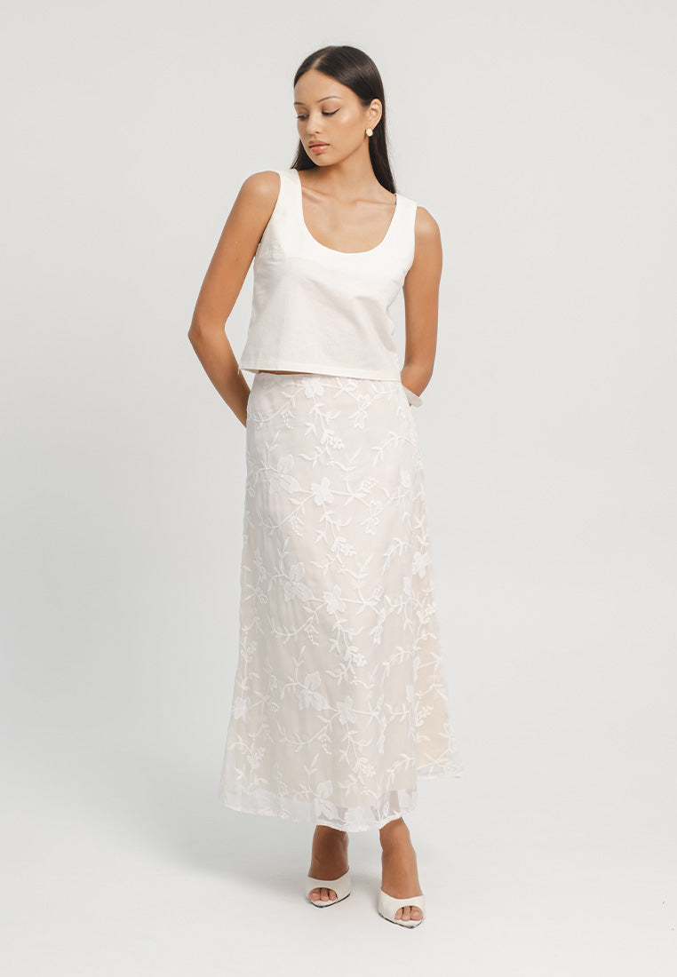 Flower Embroidered Long Skirt